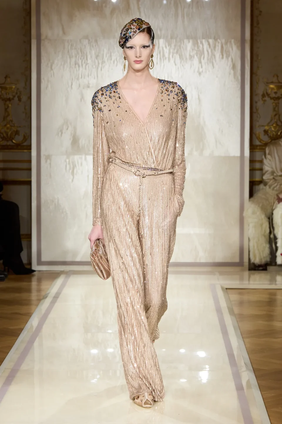 00076-armani-prive-spring-2025-couture-credit-gorunway