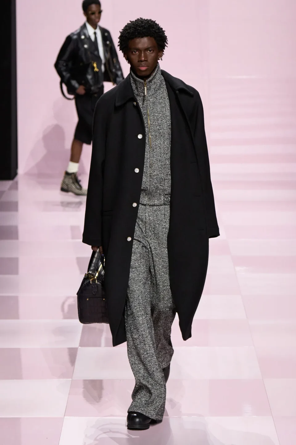 00082-louis-vuitton-fall-2025-menswear-credit-gorunway
