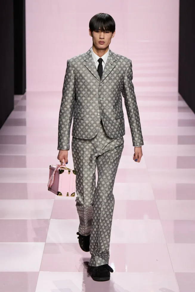 00084-louis-vuitton-fall-2025-menswear-credit-gorunway
