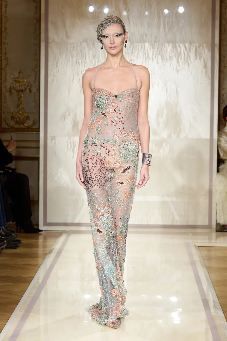 00092-armani-prive-spring-2025-couture-credit-gorunway