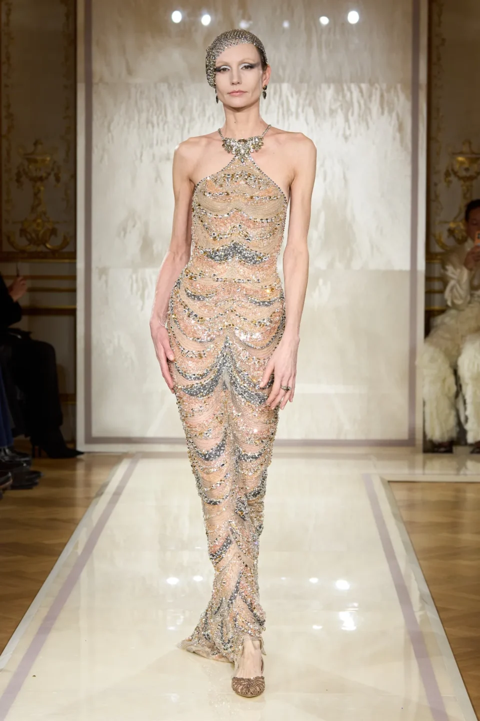 00093-armani-prive-spring-2025-couture-credit-gorunway