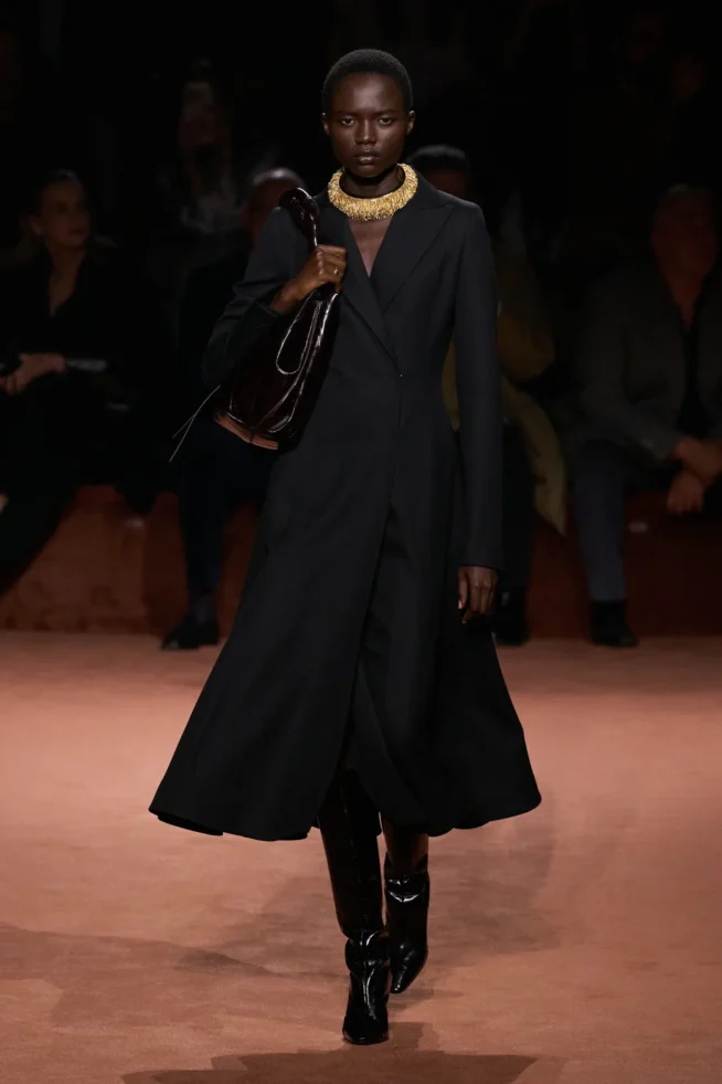 00002-fendi-fall-2025-ready-to-wear-credit-gorunway