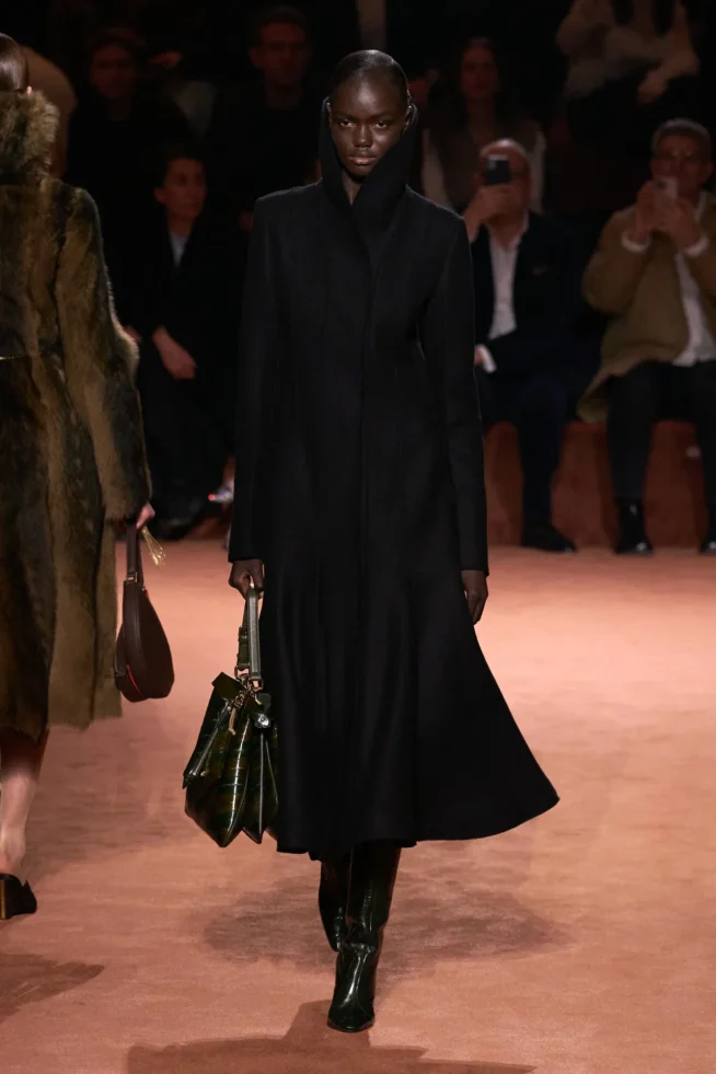 00006-fendi-fall-2025-ready-to-wear-credit-gorunway