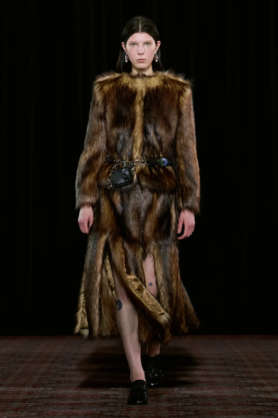 00011-simone-rocha-fall-2025-ready-to-wear-credit-gorunway