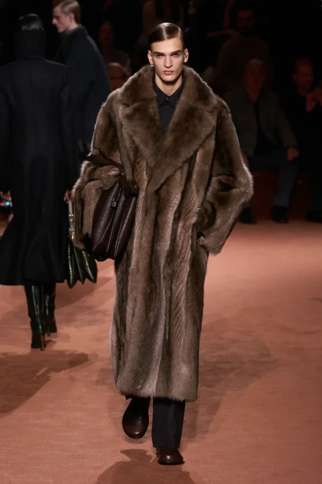 00012-fendi-fall-2025-ready-to-wear-credit-gorunway
