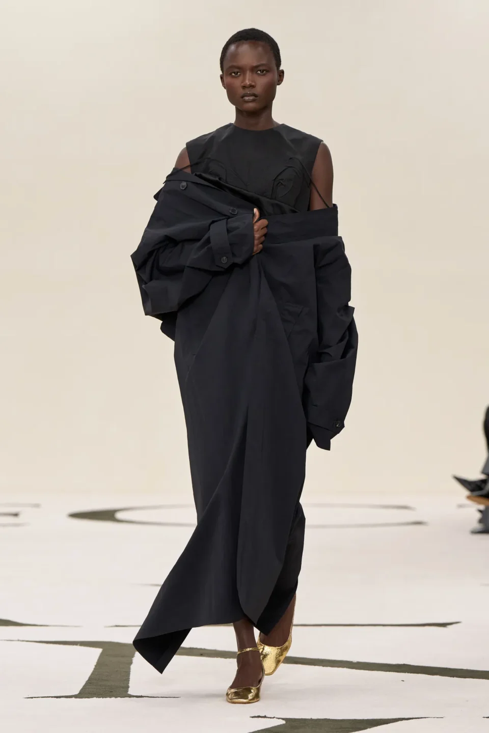 00013-calvin-klein-collection-fall-2025-ready-to-wear-credit-brand