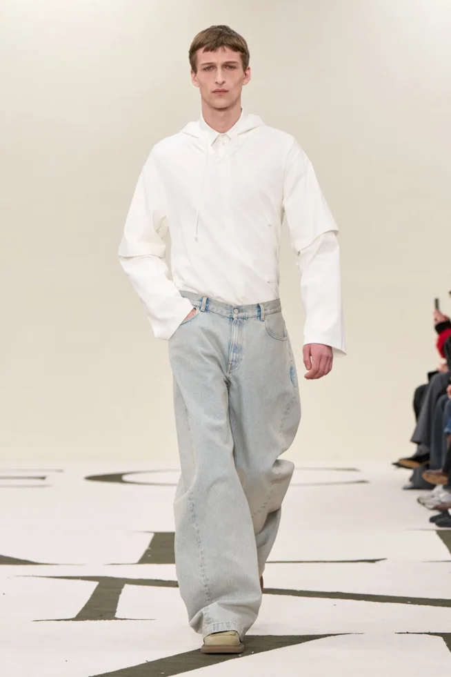 00015-calvin-klein-collection-fall-2025-ready-to-wear-credit-brand
