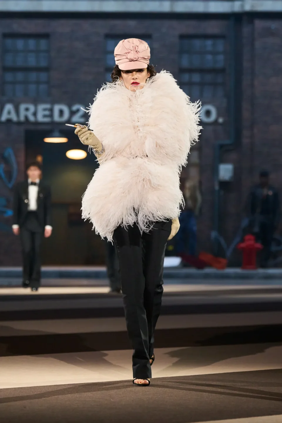 00016-dsquared2-fall-2025-ready-to-wear-credit-gorunway