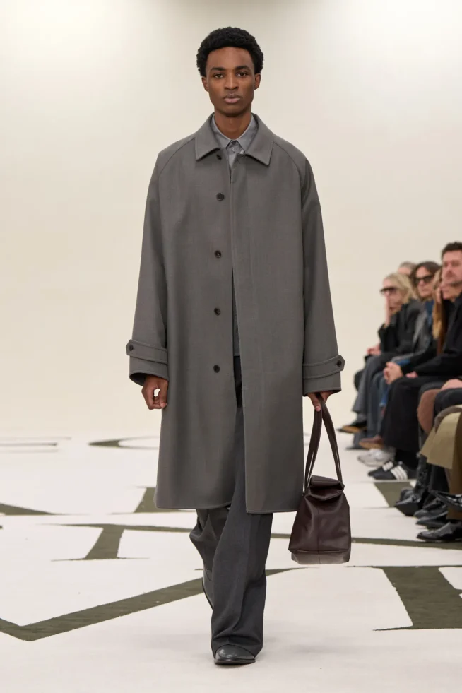 00017-calvin-klein-collection-fall-2025-ready-to-wear-credit-brand