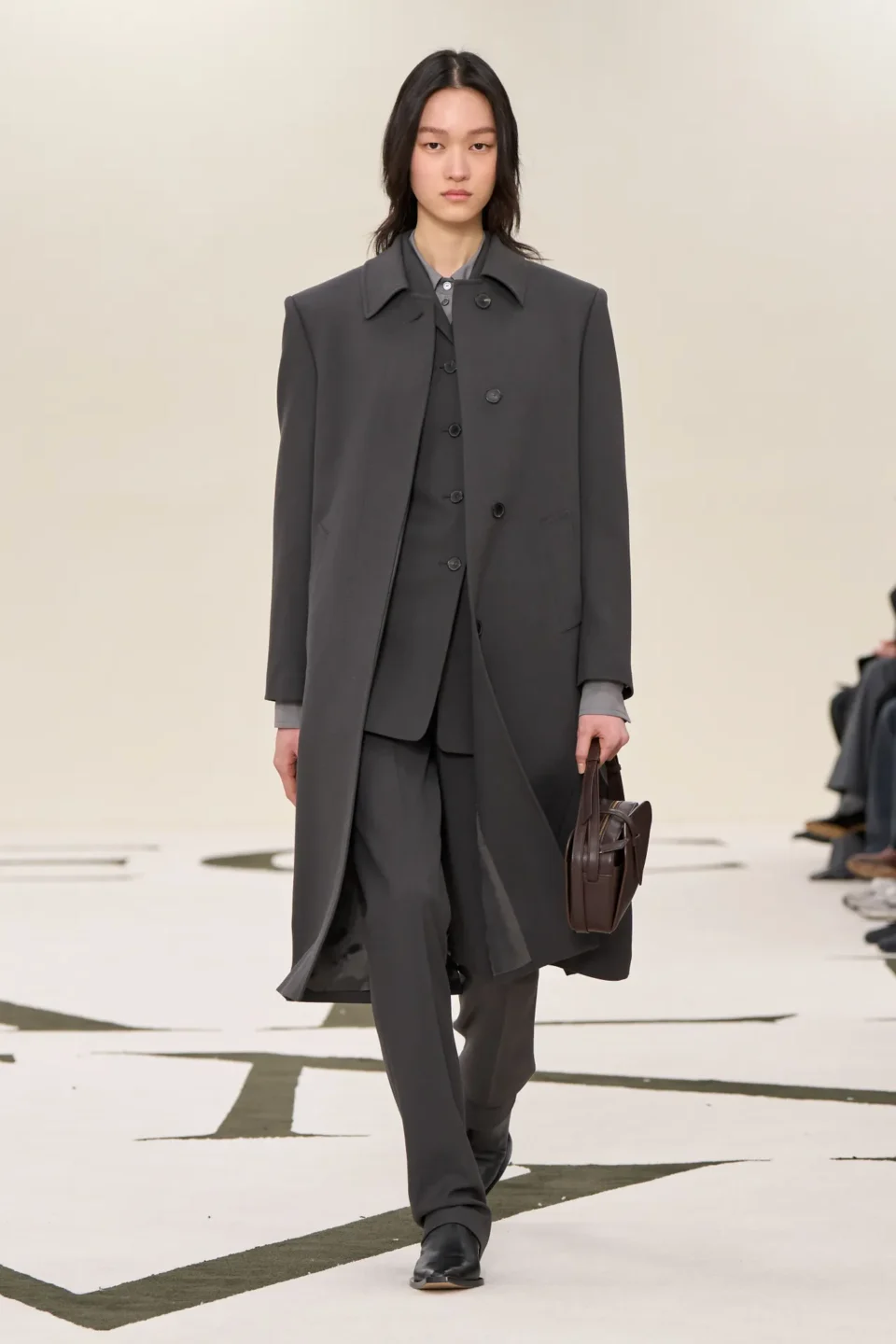 00019-calvin-klein-collection-fall-2025-ready-to-wear-credit-brand