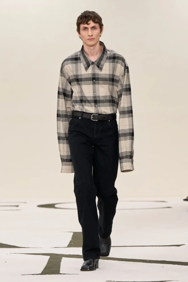 00021-calvin-klein-collection-fall-2025-ready-to-wear-credit-brand