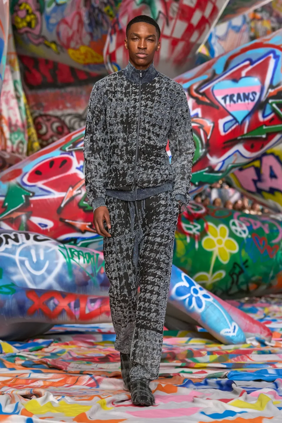 00021-diesel-fall-2025-ready-to-wear-credit-gorunway