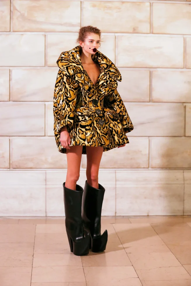 00022-marc-jacobs-spring-2025-ready-to-wear-credit-brand