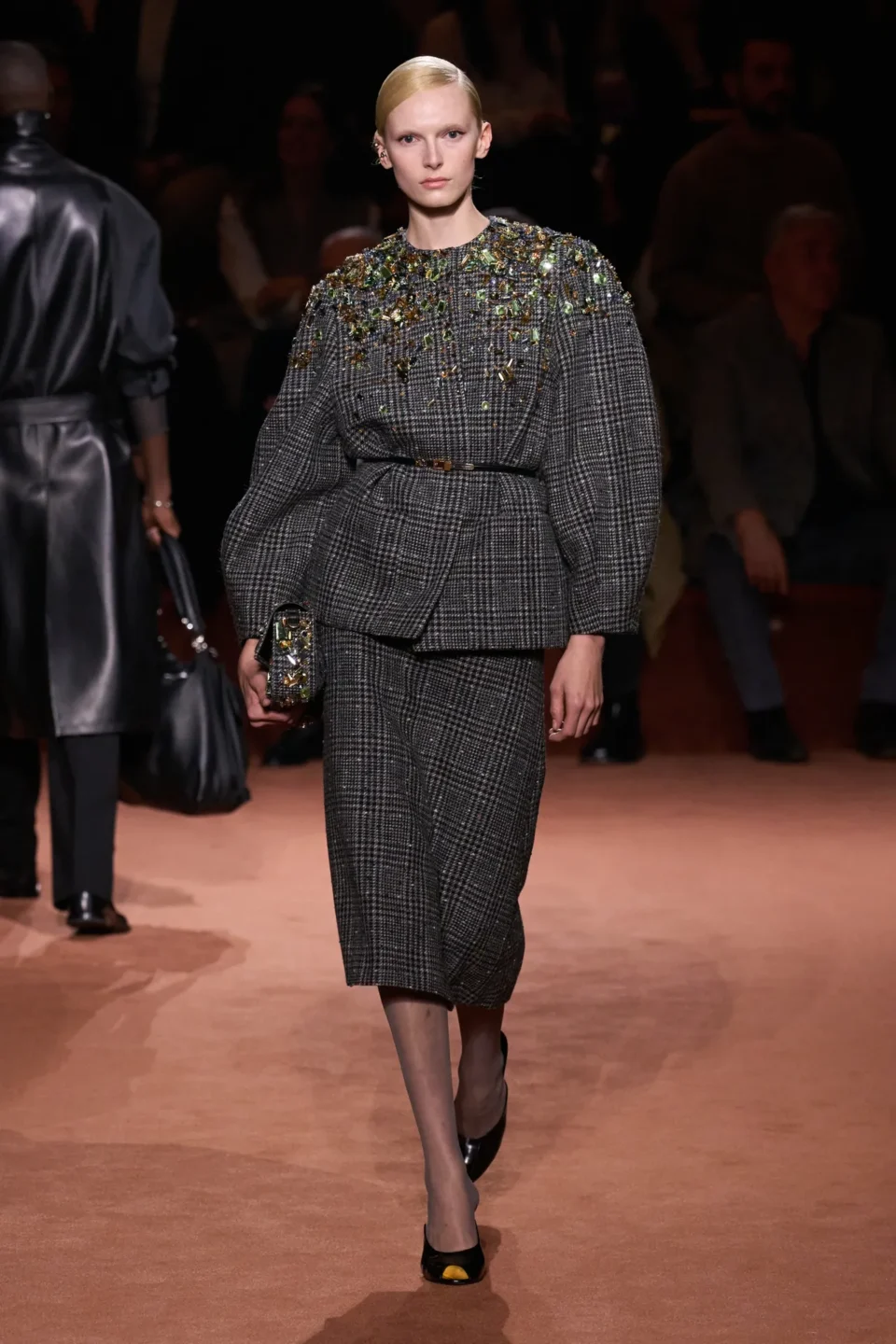 00023-fendi-fall-2025-ready-to-wear-credit-gorunway