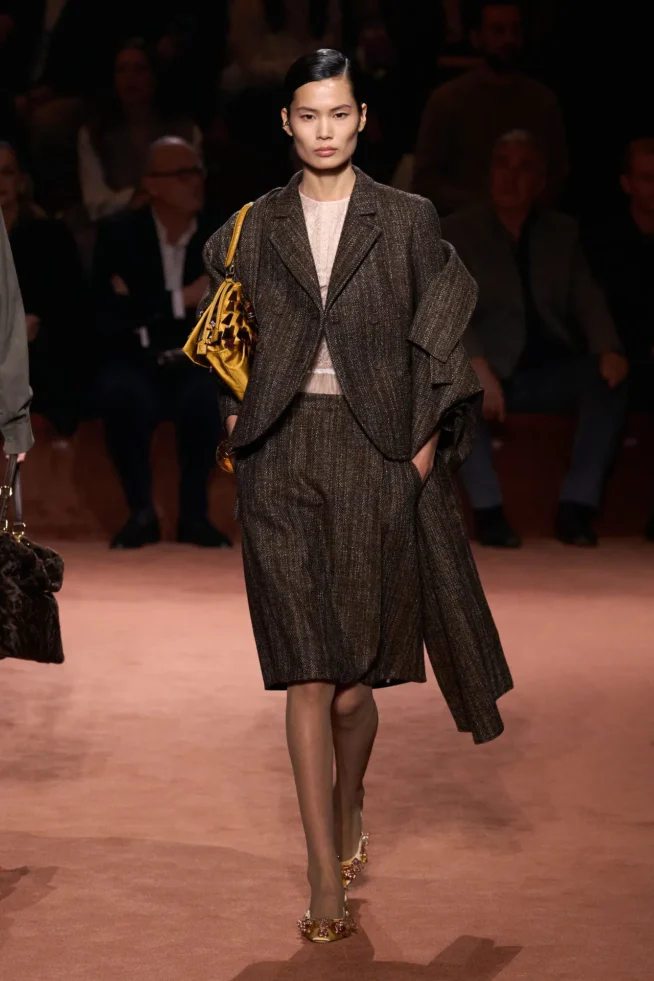 00025-fendi-fall-2025-ready-to-wear-credit-gorunway