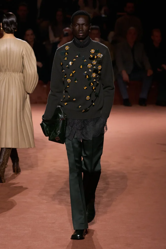 00026-fendi-fall-2025-ready-to-wear-credit-gorunway