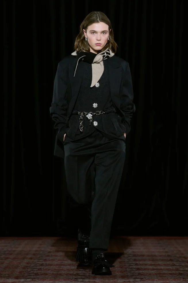 00031-simone-rocha-fall-2025-ready-to-wear-credit-gorunway