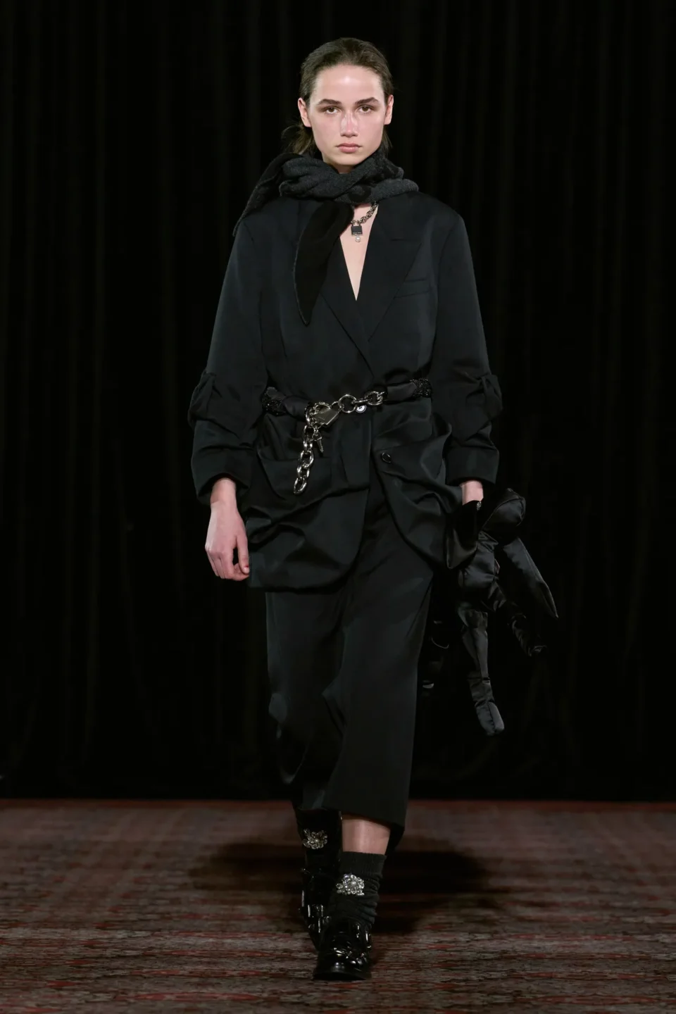 00033-simone-rocha-fall-2025-ready-to-wear-credit-gorunway