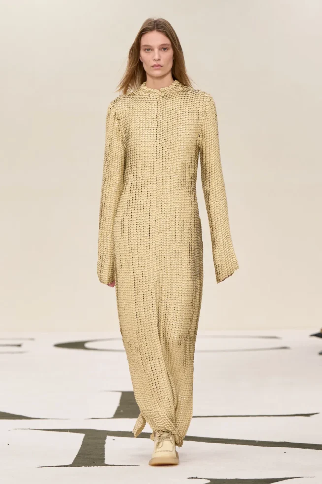 00038-calvin-klein-collection-fall-2025-ready-to-wear-credit-brand