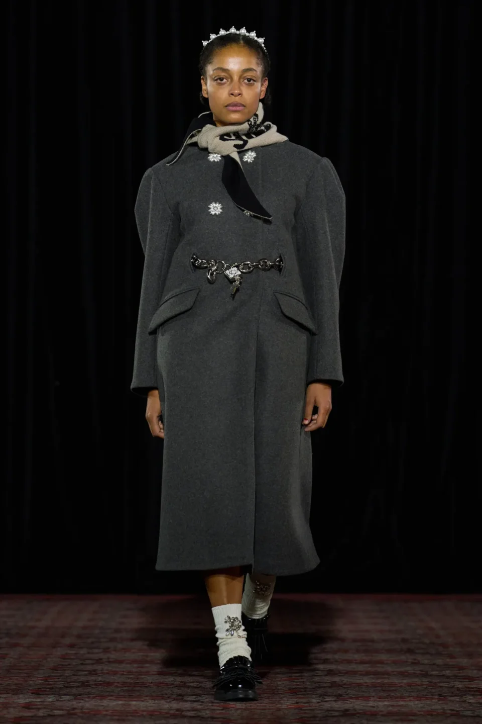 00038-simone-rocha-fall-2025-ready-to-wear-credit-gorunway