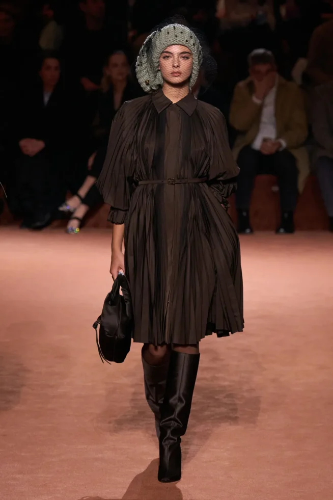00040-fendi-fall-2025-ready-to-wear-credit-gorunway