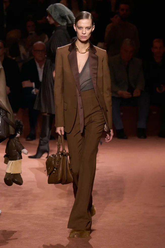 00042-fendi-fall-2025-ready-to-wear-credit-gorunway