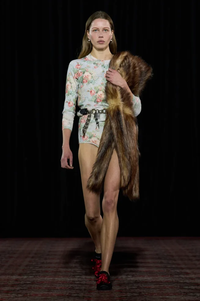 00043-simone-rocha-fall-2025-ready-to-wear-credit-gorunway