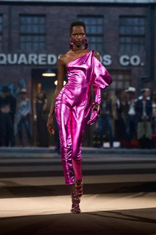 00046-dsquared2-fall-2025-ready-to-wear-credit-gorunway
