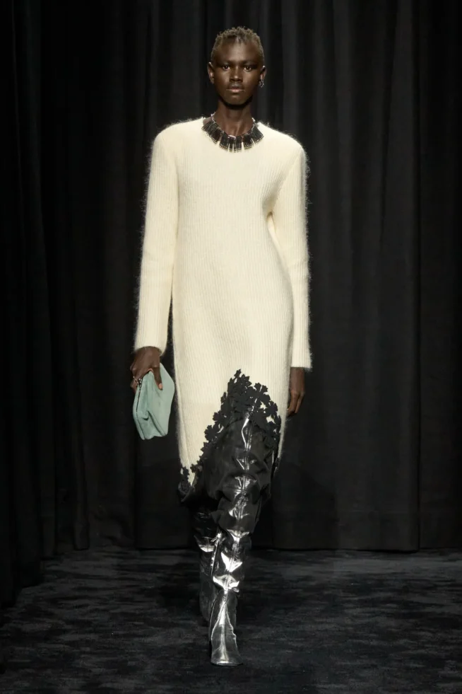 00048-jil-sander-fall-2025-ready-to-wear-credit-brand