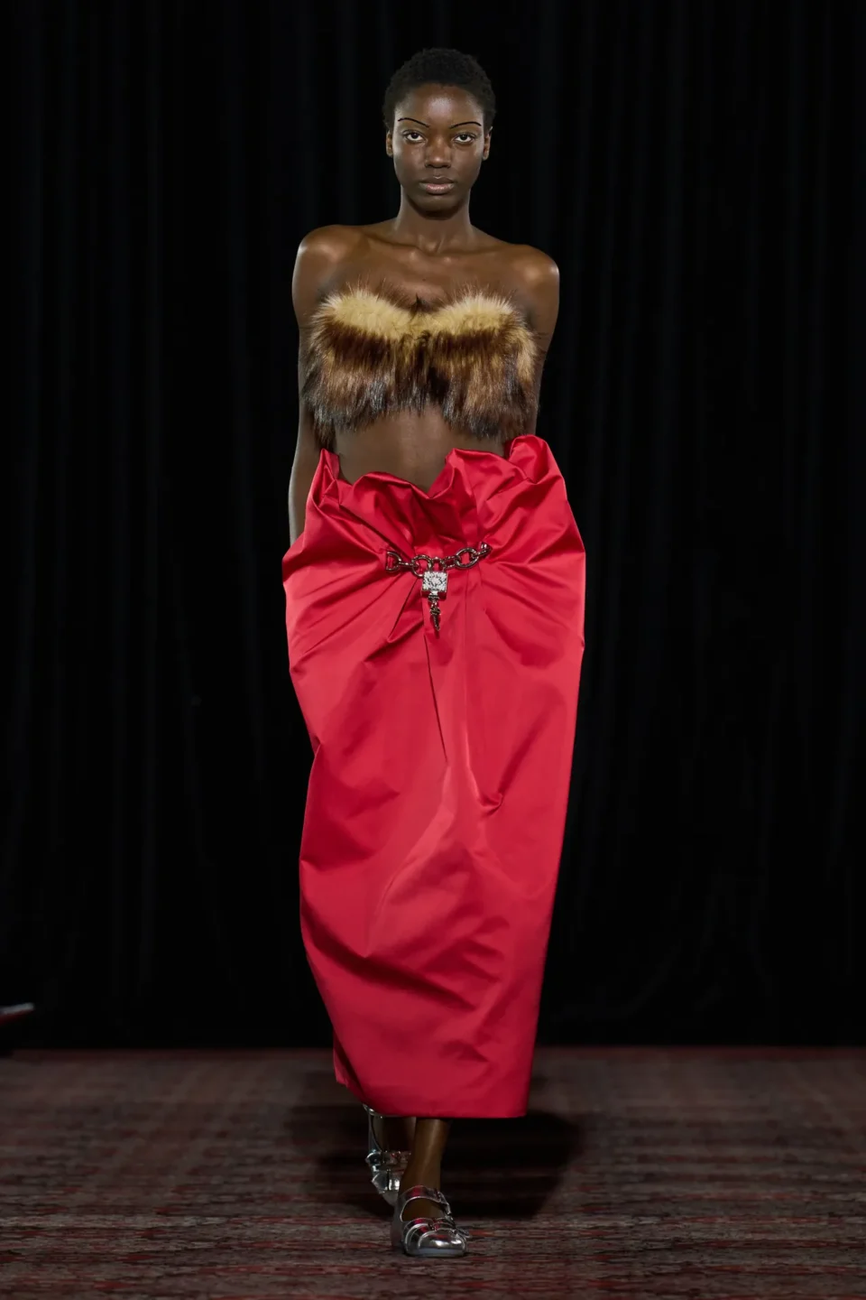00049-simone-rocha-fall-2025-ready-to-wear-credit-gorunway