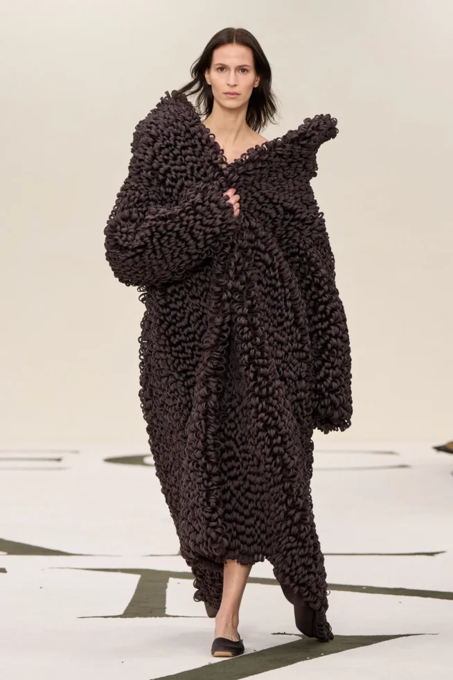 00051-calvin-klein-collection-fall-2025-ready-to-wear-credit-brand