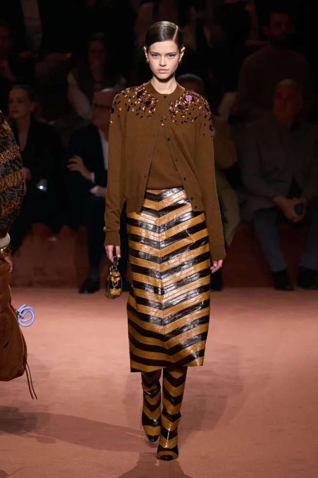00062-fendi-fall-2025-ready-to-wear-credit-gorunway