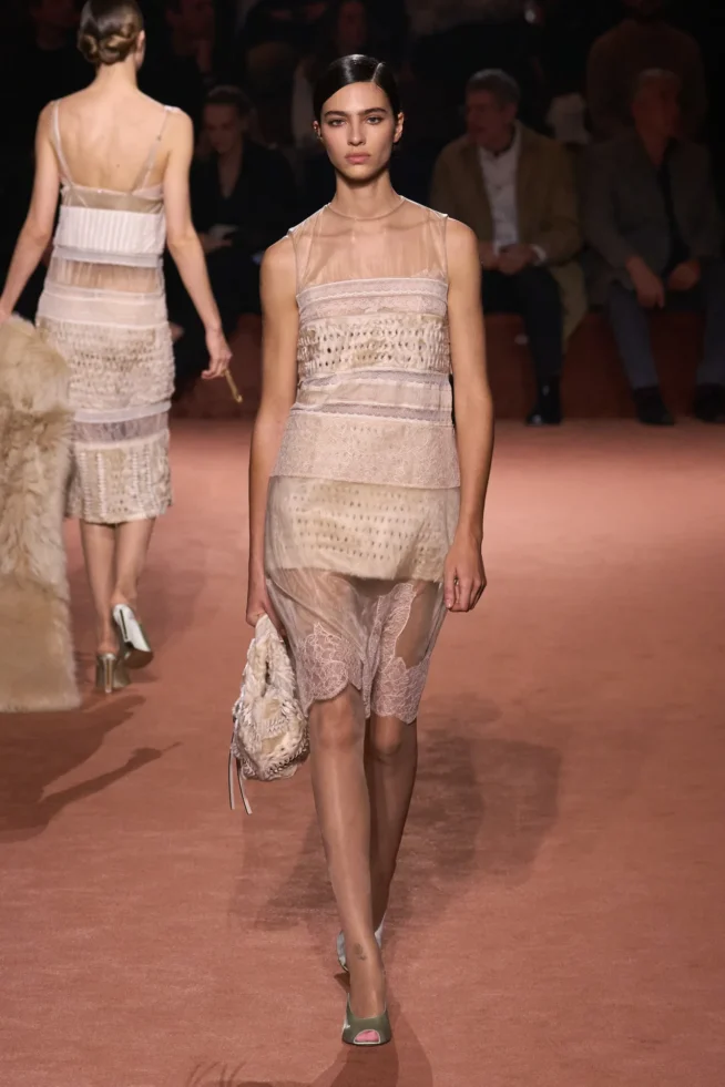 00080-fendi-fall-2025-ready-to-wear-credit-gorunway