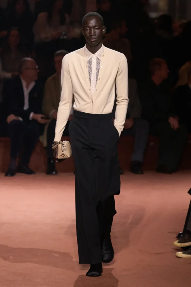 00081-fendi-fall-2025-ready-to-wear-credit-gorunway