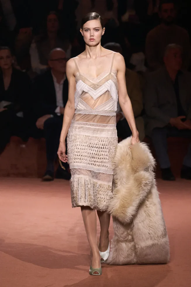 00085-fendi-fall-2025-ready-to-wear-credit-gorunway