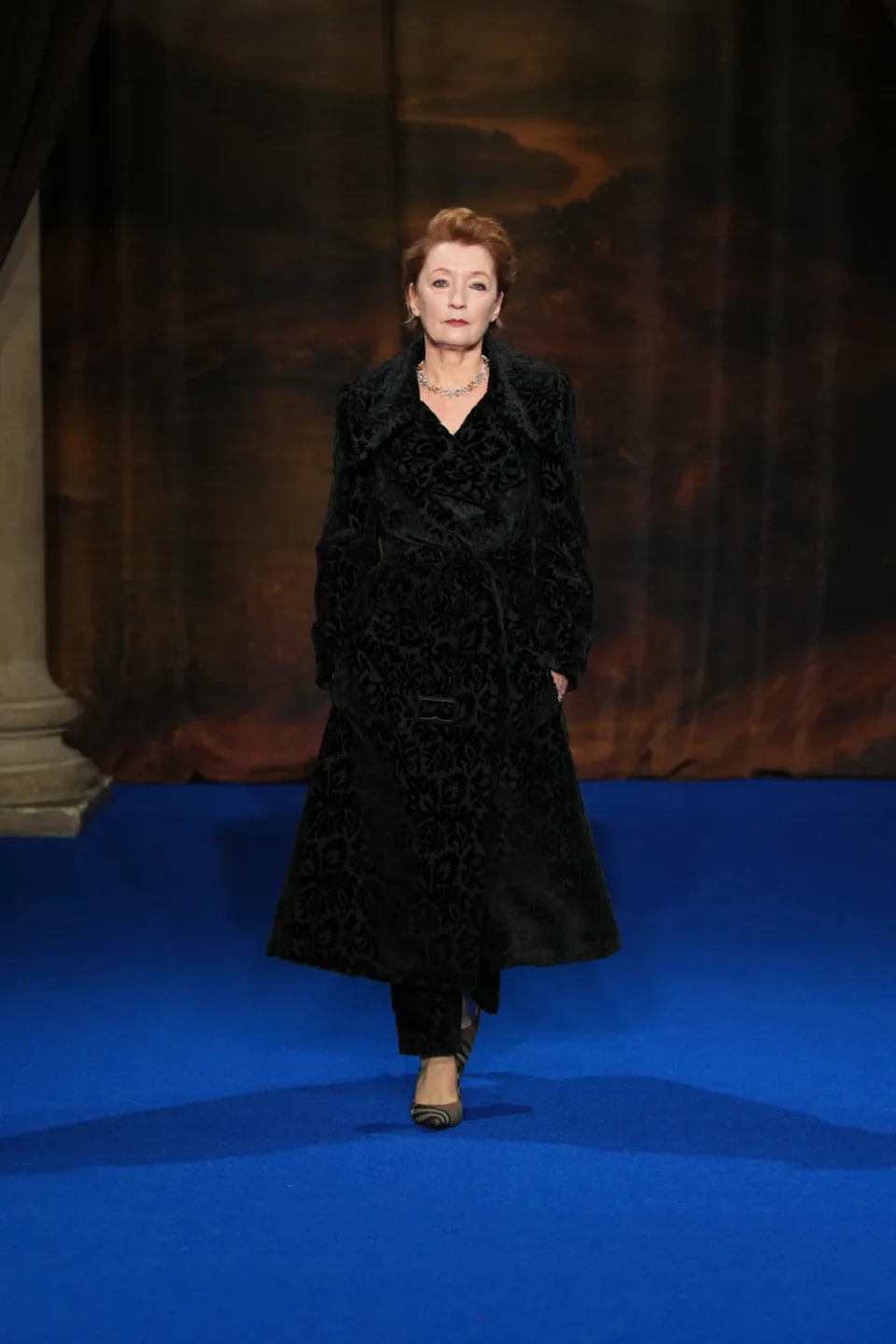 DT_BURBERRY_2025_W25_FEBRUARY_SHOW_RUNWAY_LOOK_FRONT_47_RGB _2x3