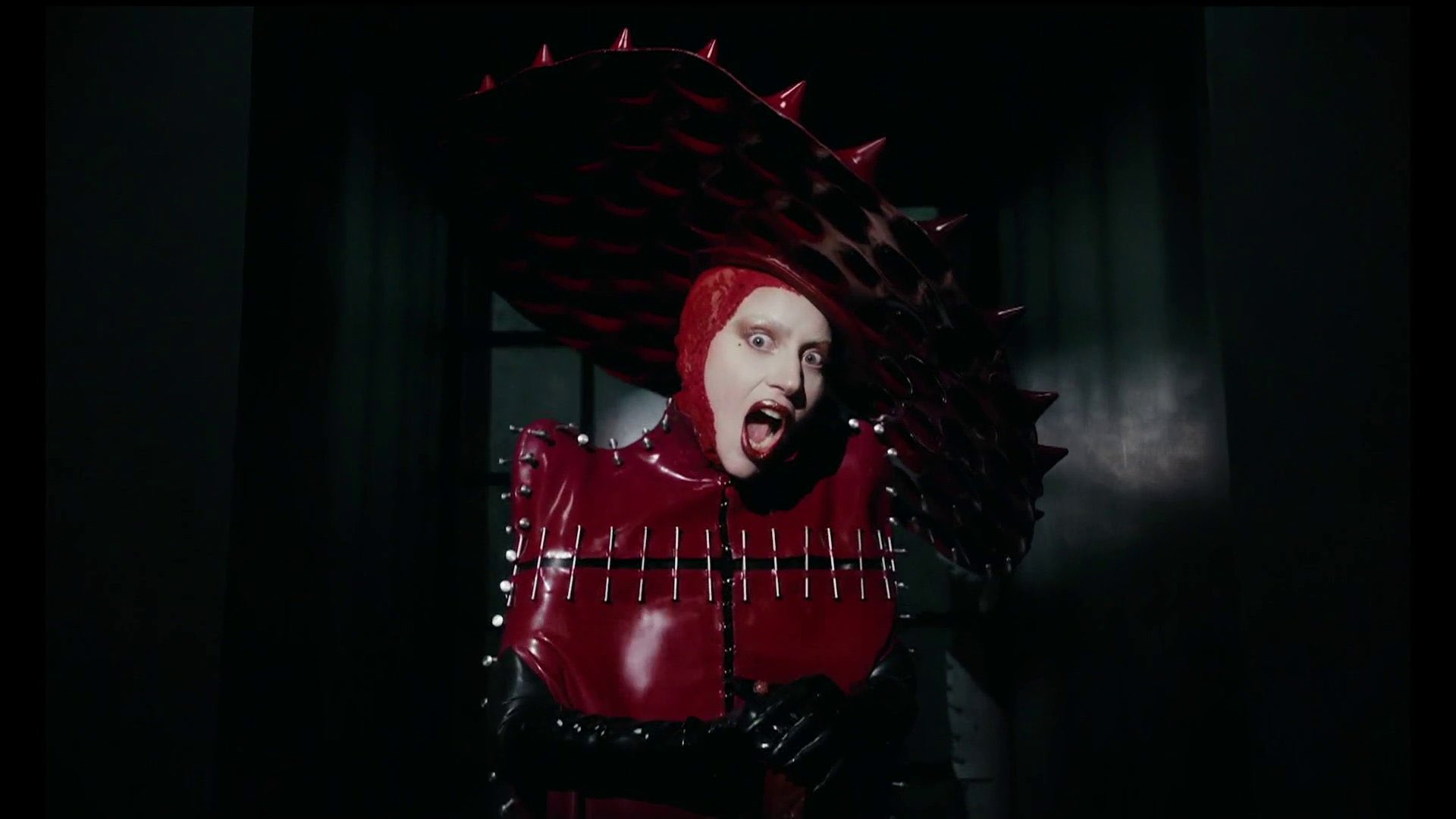 Lady Gaga debuta single “Abracadabra”no Grammy 2025