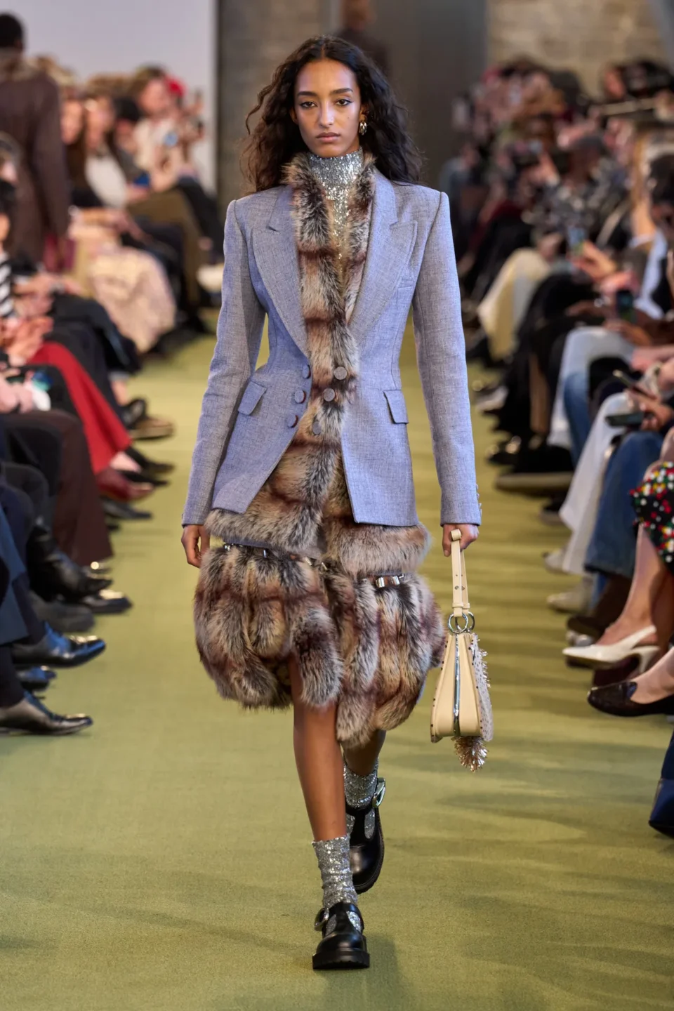 00004-rabanne-fall-2025-ready-to-wear-credit-gorunway