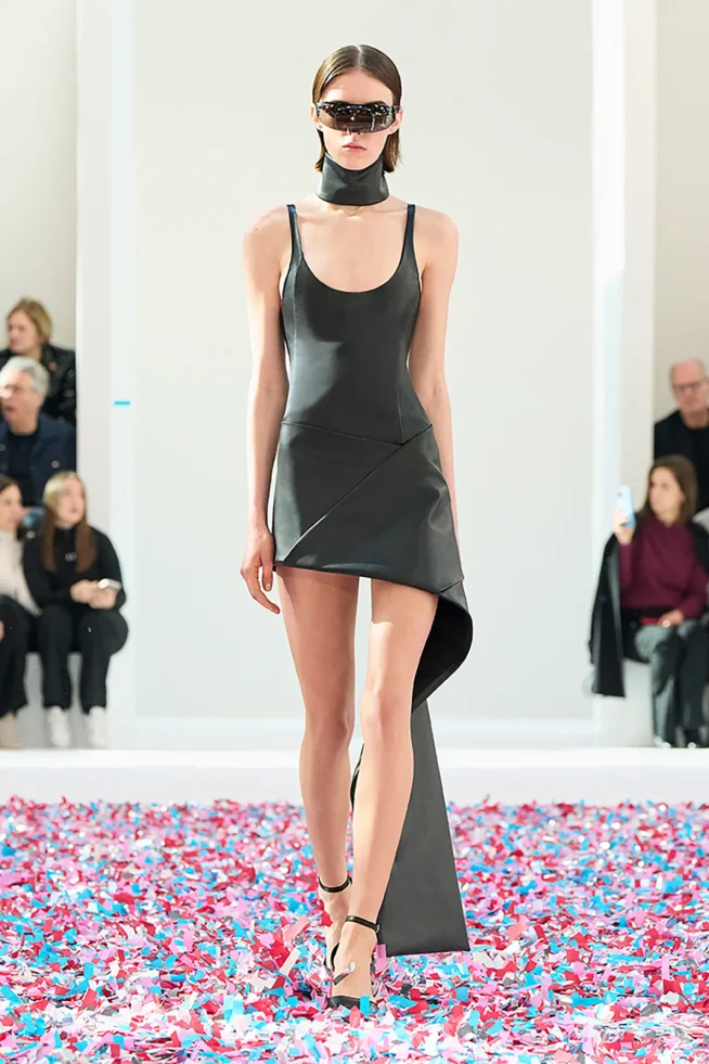 00005-courreges-fall-2025-ready-to-wear-credit-brand