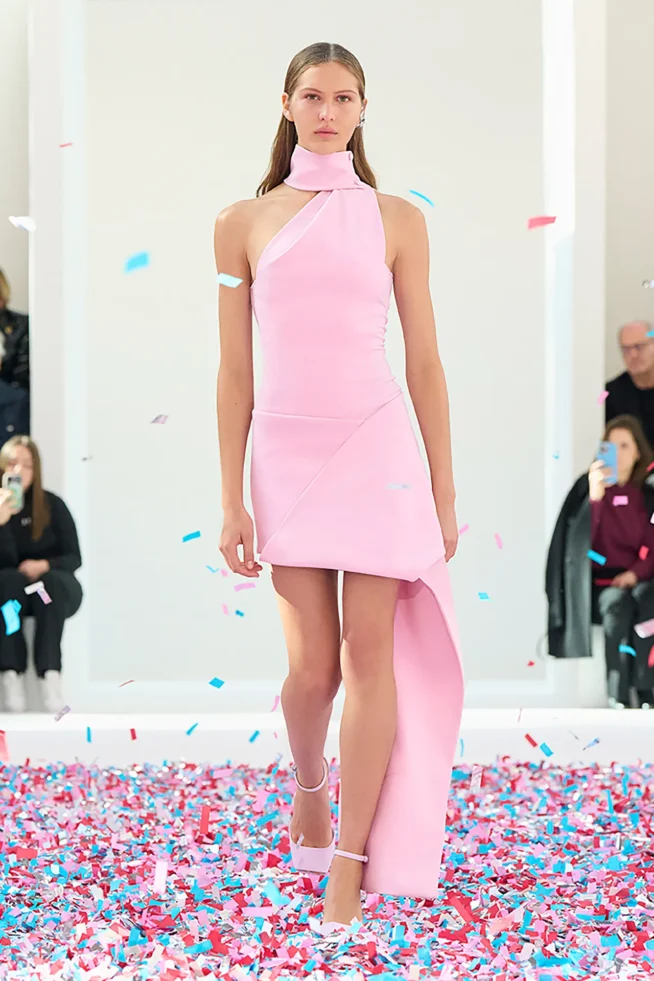 00006-courreges-fall-2025-ready-to-wear-credit-brand