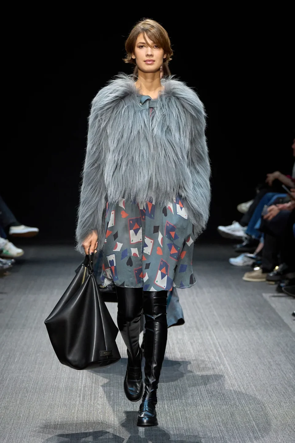 00006-emporio-armani-fall-2025-ready-to-wear-credit-gorunway