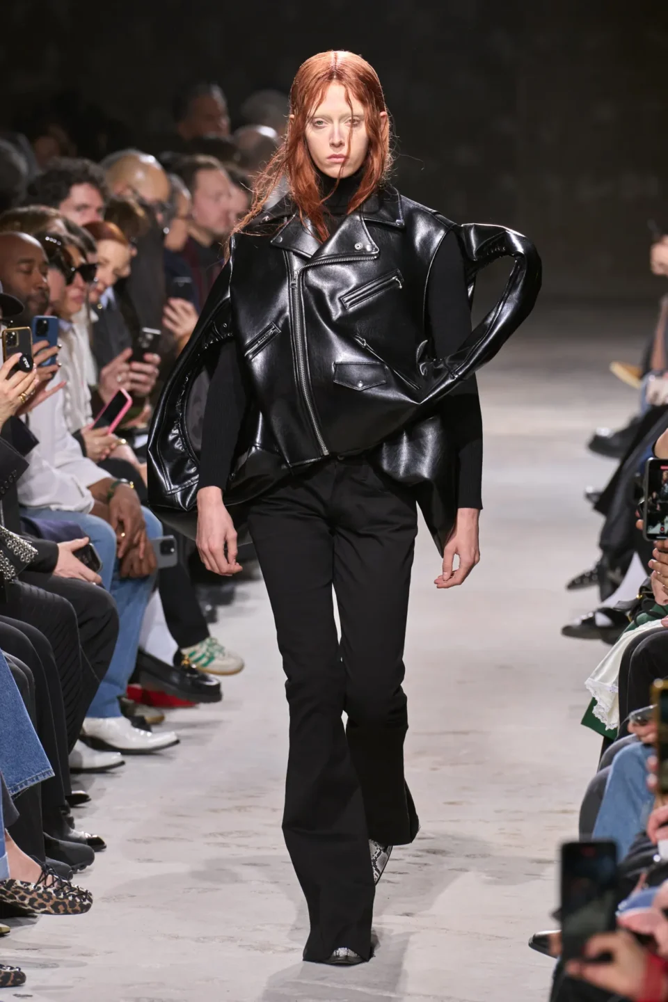 00006-junya-watanabe-fall-2025-ready-to-wear-credit-gorunway