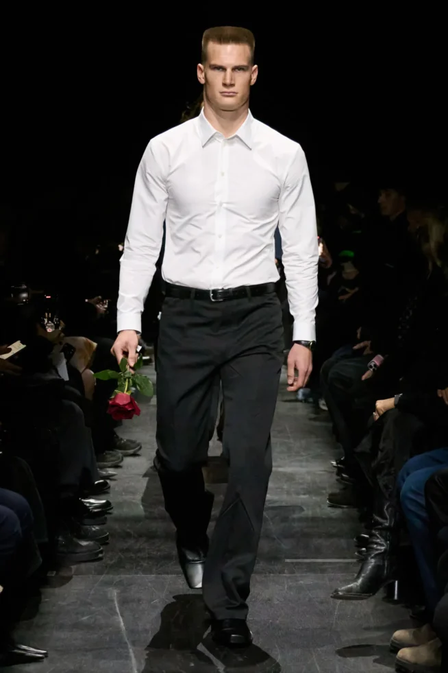 00007-balenciaga-fall-2025-ready-to-wear-credit-gorunway