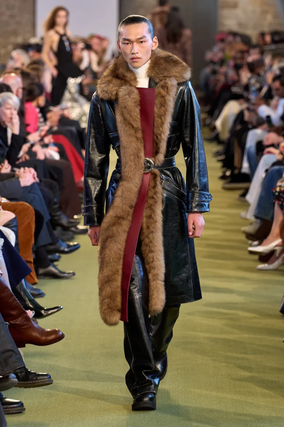 00007-rabanne-fall-2025-ready-to-wear-credit-gorunway