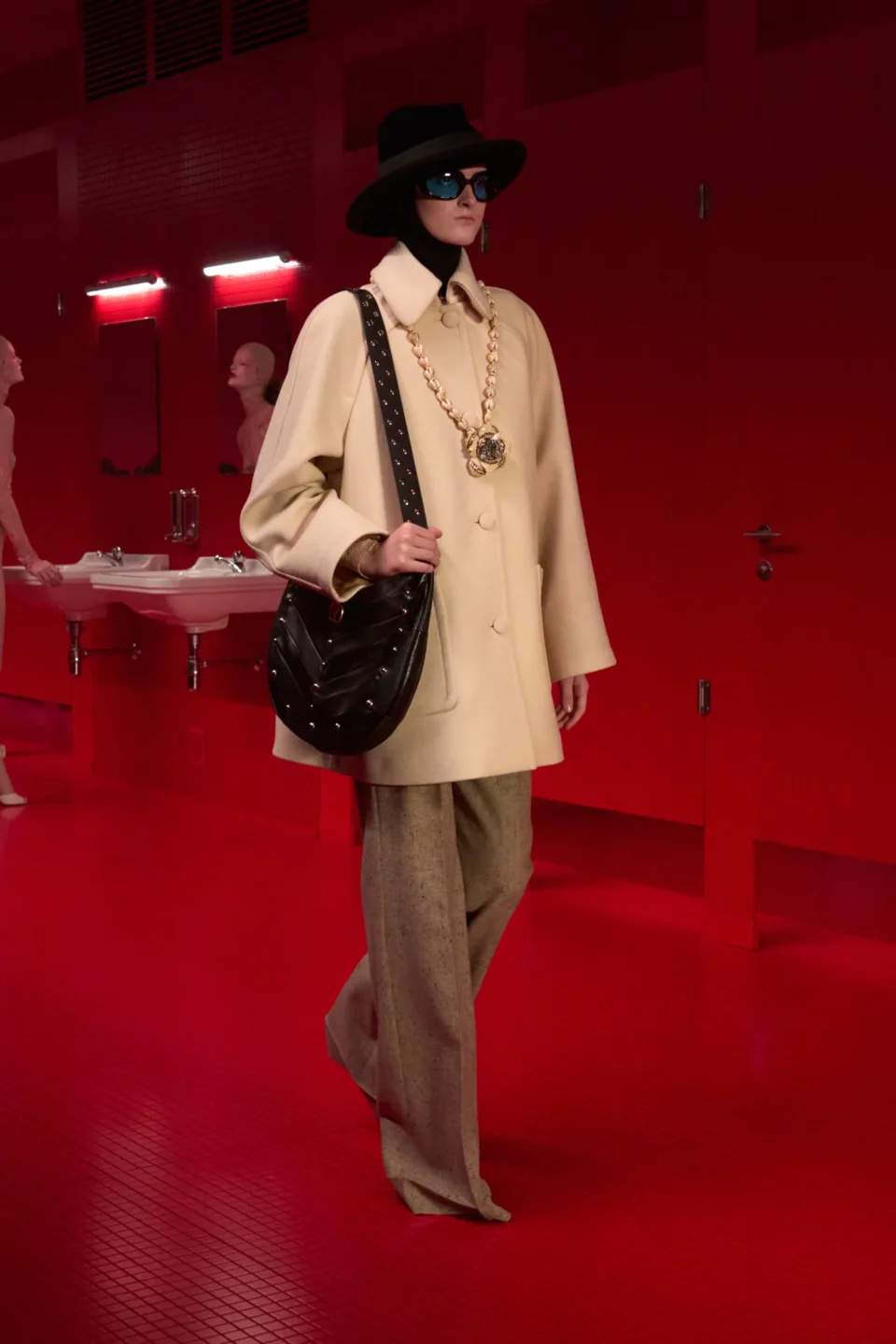 00007-valentino-fall-2025-ready-to-wear-credit-gorunway