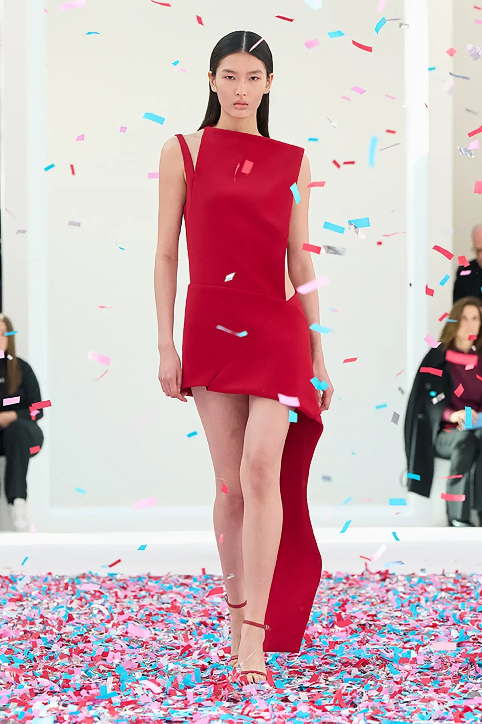 00008-courreges-fall-2025-ready-to-wear-credit-brand