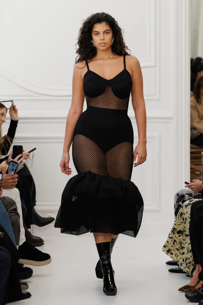 00008-givenchy-fall-2025-ready-to-wear-credit-brand