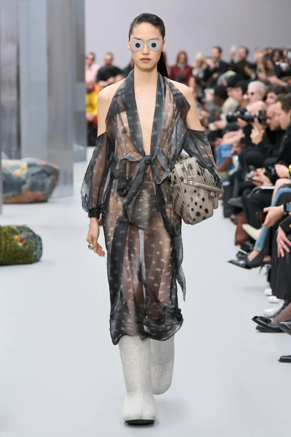 00010-acne-studios-fall-2025-ready-to-wear-credit-gorunway