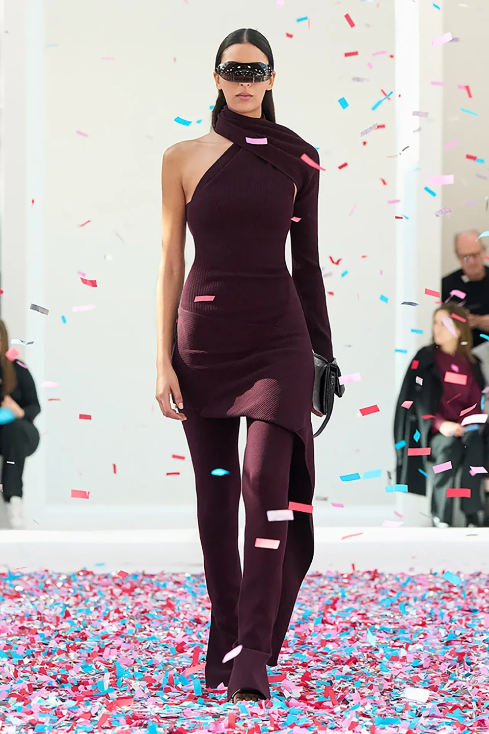 00010-courreges-fall-2025-ready-to-wear-credit-brand
