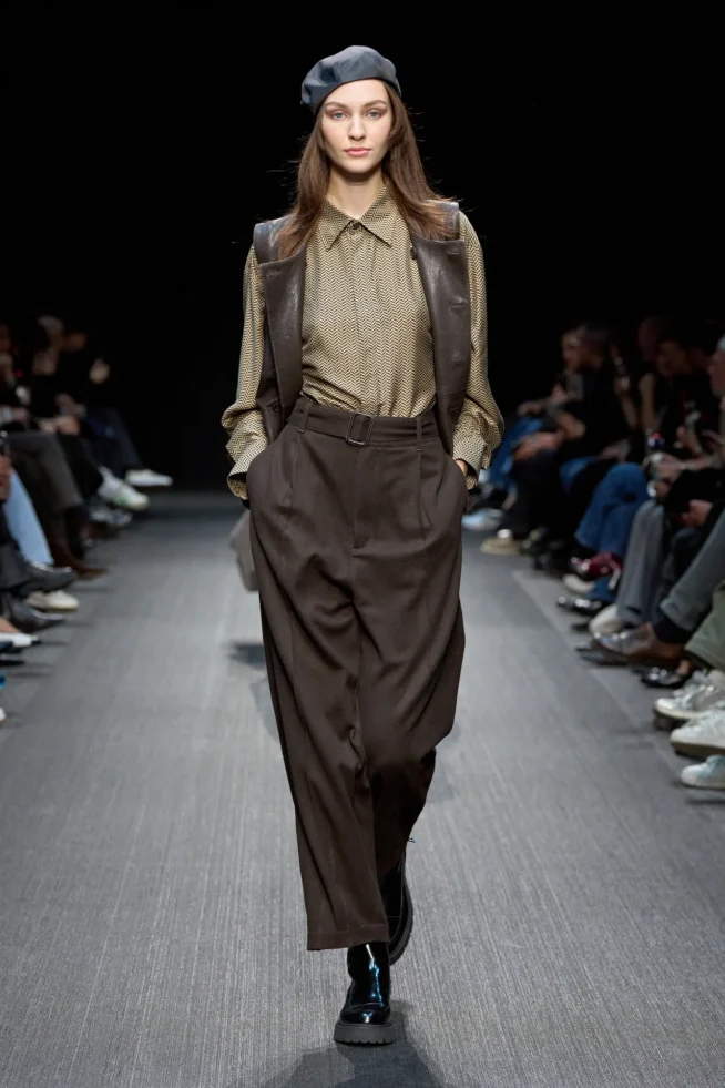 00010-emporio-armani-fall-2025-ready-to-wear-credit-gorunway